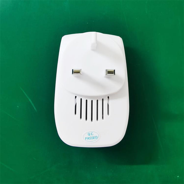 Multifunctional Household Ultrasonic Animal Repeller